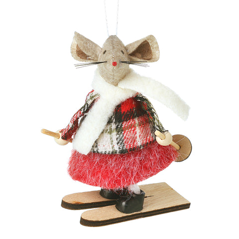 mouse on skis