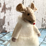 Hanging Cream Mouse